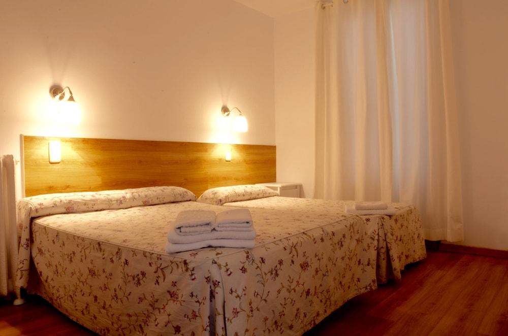 Hostal Nersan2 Мадрид Экстерьер фото