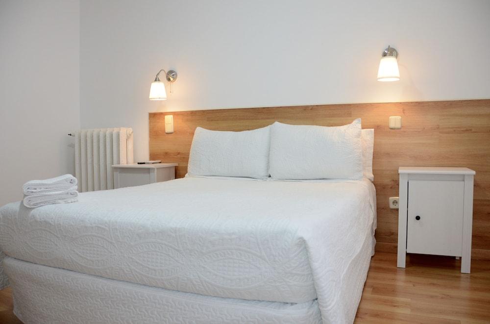 Hostal Nersan2 Мадрид Экстерьер фото