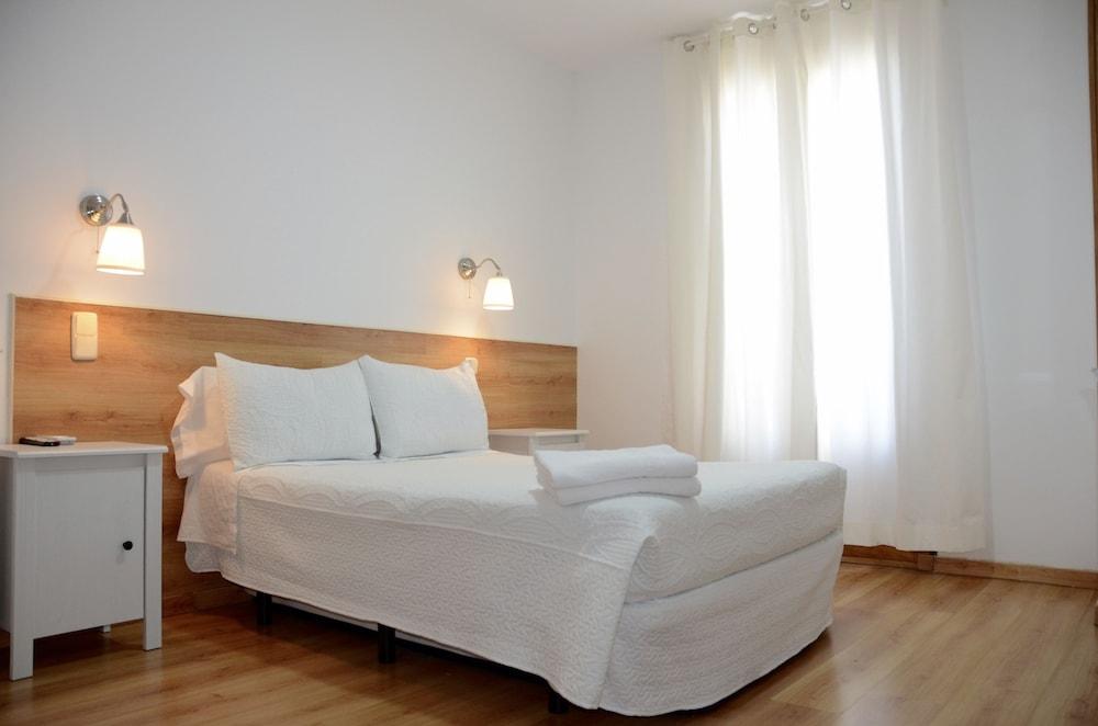 Hostal Nersan2 Мадрид Экстерьер фото